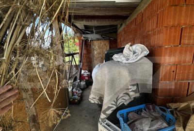 Casa de vanzare, 265 mp, zona Boghis - 11