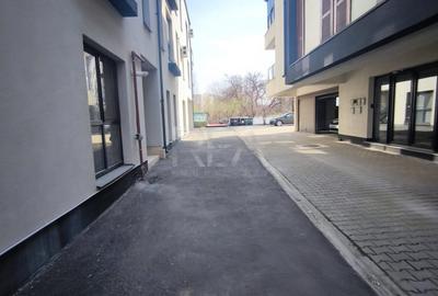 Apartament cu 3 camere decomandat în Crângași - 18