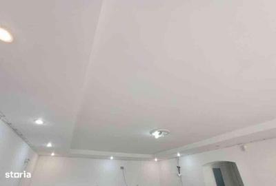 Casă cu 7 camere cu Teren 250 Mp în Vitan - 9