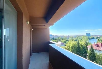 Apartament cu 2 camere semidecomandat, mobilat în Central