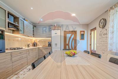 Casă individuală cu 5 camere cu Canalizare în Feldioara (Ucea) - 4