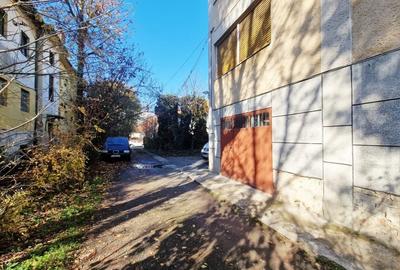 Vând apartament spațios cu 4 camere în cartierul Andrei Mureșanu - 4