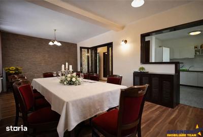 Casă cu 5 camere cu Teren 1700 Mp în Central - 20