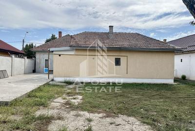 Casa cu teren 1451 mp, Dumbravita - 1