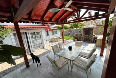 CASA DEOSEBITA loc NICULITEL jud TULCEA - 2