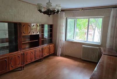 Apartament cu 2 camere decomandat în Viziru 3