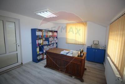 Vanzare Spatiu Birouri - 307 mp utili + teren 771 mp Gura Humorului - 3