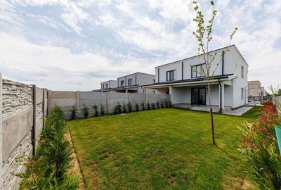 Duplex cu 4 camere cu Canalizare în Bucovăț (Remetea Mare) - 1