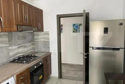 Apartament cu 2 camere semidecomandat, mobilat în Plopilor