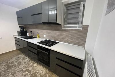 Apartament cu 3 camere decomandat în Central - 3