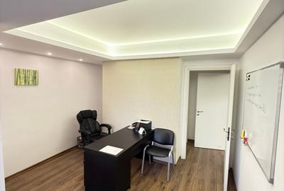 Unirii - Birou modern / Open space + parcare subterană /  1.000 € - 12