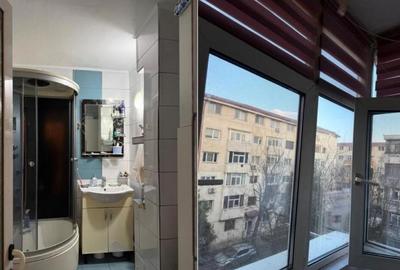 Apartament 2 camere decomandate zona POARTA 6 - 4