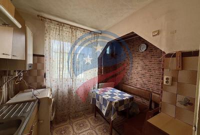 Apartament cu 2 camere decomandat în Calea Severinului - 10