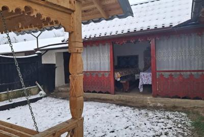 Casă cu 4 camere cu Teren 1000 Mp în Râșca - 1