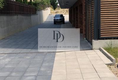 Apartament cu 4 camere decomandat, mobilat în Europa - 19