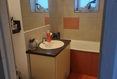 Apartament cu 2 camere decomandat în 13 Decembrie - 8