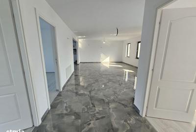 Casă cu 4 camere cu Teren 650 Mp în Central - 5