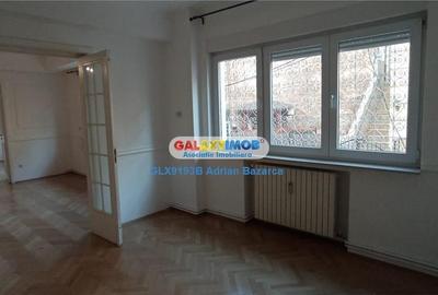 Birou 3 camere parter zona Universitate-CA Rosetti
