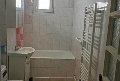 Apartament cu 3 camere decomandat, mobilat în Calea București - 6