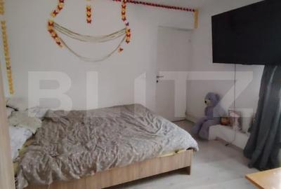 Casă individuală cu 5 camere cu Teren 272 Mp în 1 Mai - 11