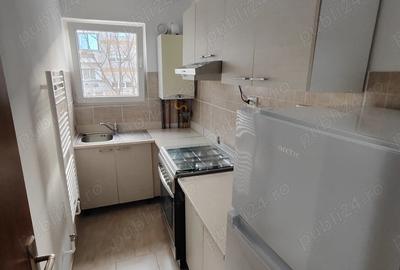 Inchiriez Apartament 2 camere zona comisariat 290 Euro u?or negociabil - 2