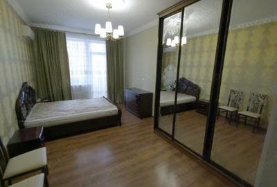 Apartament cu 2 camere decomandat în Obor