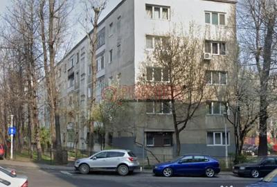 Apartament cu 3 camere semidecomandat în Alexandru Obregia - 2