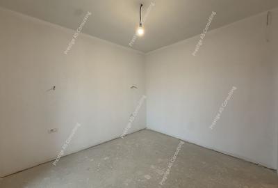 Duplex cu 4 camere cu Canalizare în Giarmata - 16