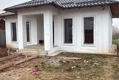 Casă cu 3 camere în Central - 3