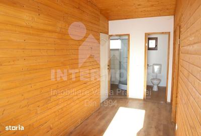 Casă cu 4 camere cu Teren 1600 Mp în Central - 2
