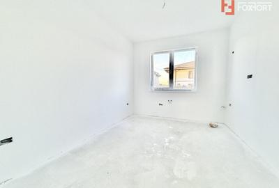 Duplex cu 4 camere - Strada Asfaltata - Mosnita - Noul Lidl - 13