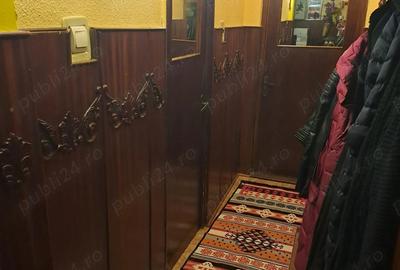 Apartament cu 2 camere in constanta, inel 1 - 4