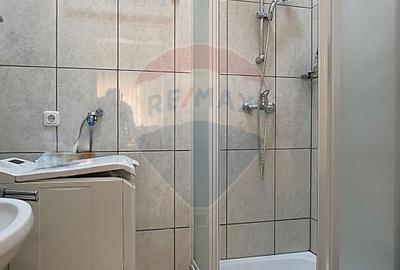 Apartament cu 3 camere semidecomandat în Central - 15