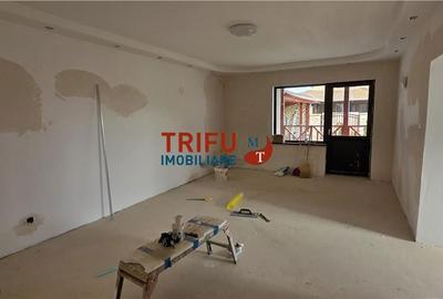 Casă cu 5 camere cu Teren 320 Mp în Micești