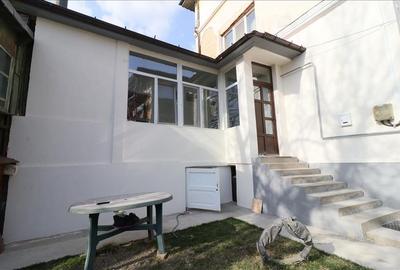 Apartament cu 3 camere decomandat în Copou - 1