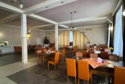 Spațiu comercial, de 380 mp, în Central - 13