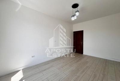 Jumatate de Duplex, 4 camere, 2 locuri de parcare,curte, Mosnita Noua - 3
