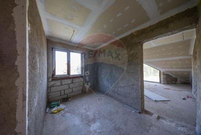 Casă individuală cu 8 camere cu Teren 622 Mp în Moieciu de Jos - 17