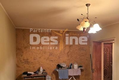 Apartament cu 3 camere decomandat, mobilat în Tei - 2
