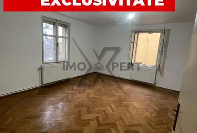 Apartament cu 3 camere în Andrei Mureșanu