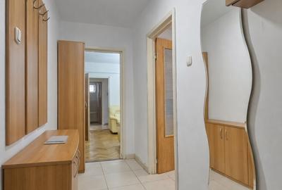 Apartament cu 3 camere semidecomandat în Central - 6