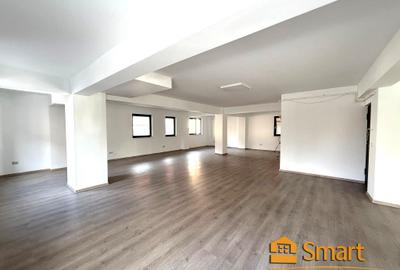 Spațiu comercial, de 200 mp, în Bucșinescu - 2