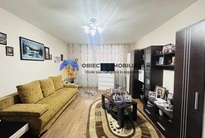 Apartament cu 4 camere semidecomandat, mobilat în Mărăței