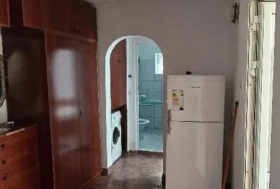 Apartament cu 2 camere decomandat în Canta - 2
