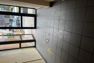 Apartament 3 camere parter pe Dacia - 1