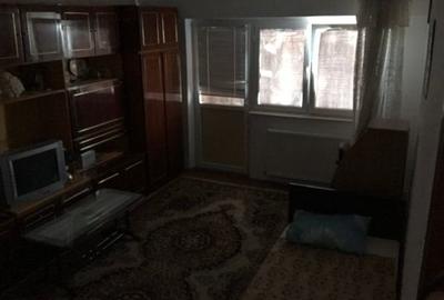 Apartament cu 3 camere în 23 August