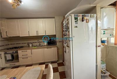 Apartament cu 4 camere decomandat în P-ța Mihai Viteazu - 11