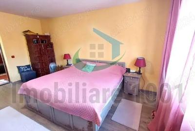 Casă cu 4 camere cu Teren 2431 Mp în Curtuiușu Mare - 5