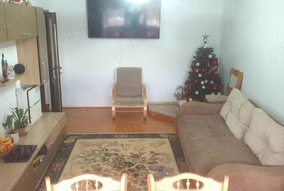 Apartament cu 3 camere decomandat în Central - 2