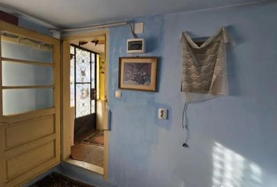 Casă cu 4 camere cu Teren 600 Mp în Central - 2